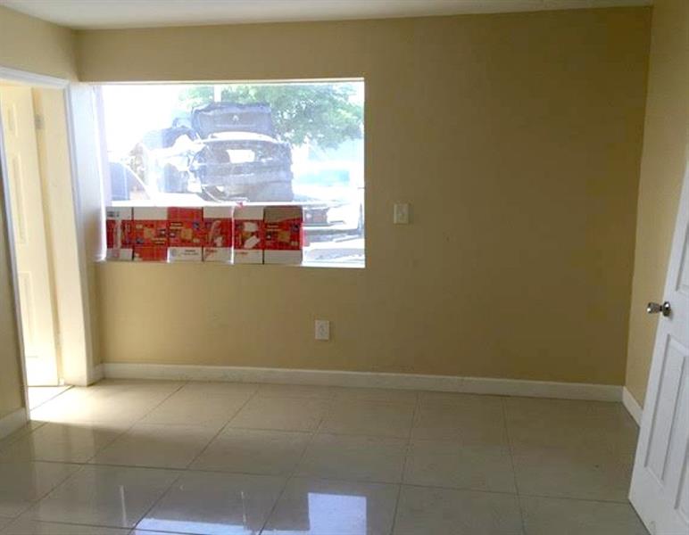Pompano Beach Office Warehouse